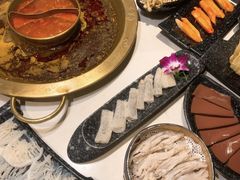 -哥老官重庆美蛙鱼头(宝山龙湖店)