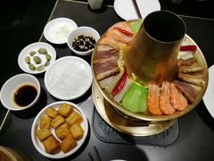 烧肉什锦锅-鼓楼东街老火锅(鼓楼店)