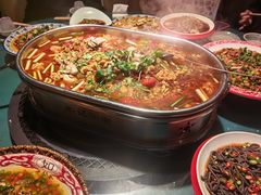 -牟记江湖重庆地标特色菜鱼蛋海鲜羊蝎子(巴南区黑金冠十多年好店)