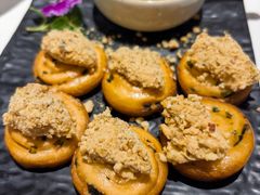 鹅肝酱葱油饼-南麓·浙里(外滩店)