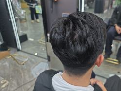 -藤野造型烫染·漂发