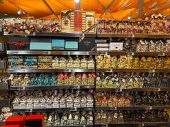 -文艺复兴百货(米兰大教堂广场店)