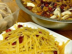 -黑皮酸菜鱼(三山街店)