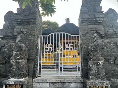 -乌鲁瓦图寺