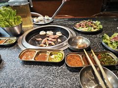 -红泥小火炉·东北泥炉烤肉(天一旗舰店)