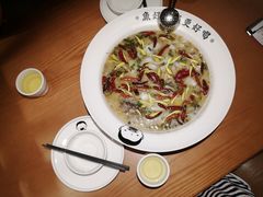 -江渔儿酸菜鱼(映月湖环宇城店)
