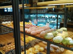 -焙丽拾光(麦凯乐直营店)