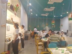 -浪里寻·臻牛养生牛肉火锅(方圆荟店)