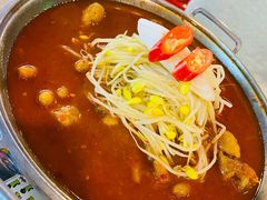 明洞辣鸡爪火锅-Meet Sun韩式大排档(五一广场7MALL店)