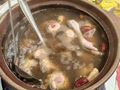 -菌小白火锅(时尚天河店)