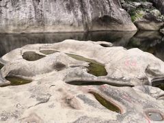 -燕子河大峡谷天坑仙境