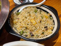 -野山舂·贵州现舂酸汤火锅(鸿通城店)