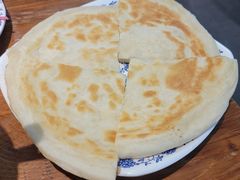 -老天桥酱肉烧饼夹肘子(天桥店)