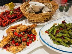 -嗨辣小聚·盘锦河蟹·海鲜烧烤龙虾(盘锦十年好店)