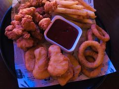 炸物拼盘-Ambra Haus琥珀屋精酿餐厅(宝山店)