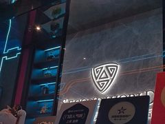 -屋有岛沉浸游戏旗舰店(中山公园店)
