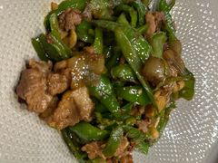 辣椒炒黑豚肉-粤菜王府·海鲜·茶市·海景餐厅(大梅沙店)