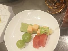 -海派悦庭·海胆烧麦·新融合菜(凯德广场店)