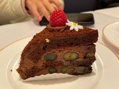 巧克力榛子酱蛋糕-COVA(环贸iapm店)