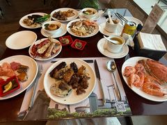 -荣誉国际酒店-云顶旋转餐厅