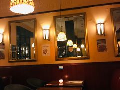 -玛格萝妮比萨屋(四平店)