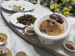 -鹏城人家海鲜酒家·23年老字号(较场尾店)