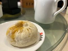 蟹黄包-留芳·文旅古月楼(老街店)