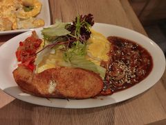 香煎三文鱼配元气欧姆蛋饭-玛格萝妮比萨屋(四平店)
