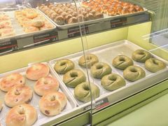 -HOT CRUSH趁热集合·现烤面包(环球港店)