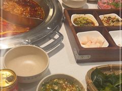 -老房老舍重庆火锅(假日城市店)