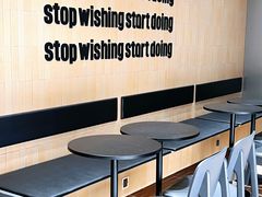 用餐区-M Stand(北京平安幸福中心店)