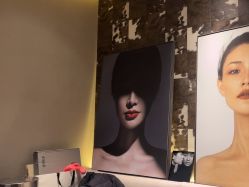 -LIIZ肖像(悦动新门西店)