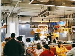 大堂-机器人火炉披萨(爱琴海店)