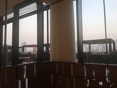 -鲜艳西餐厅(衡山路十二号华邑店)