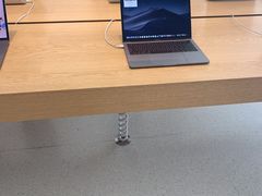 -Apple零售店(玄武湖店)