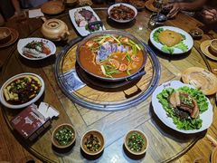 -亮欢寨酸汤鱼(沙冲路店)