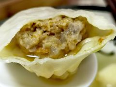 蟹粉汤包-曼曼汤包(建国西路店)