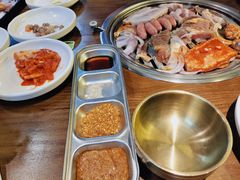 烤肉蘸料-·缸桶屋·韩式牛肋条自助烤肉(西湖D11店)