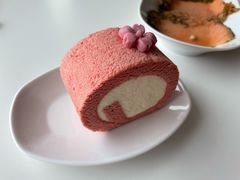 樱花味瑞士卷-宜家·瑞典风味餐厅(烟台路店)