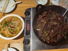 -牛八宝桂林米粉(八里庄店)