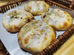 香菜牛肉小烤饼-爬山街·衢州烤饼小卖铺(高新万达店)