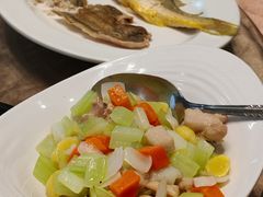 西芹百合炒鸡丁-庄氏祥记家常食府(国瑞建材家居博览中心店)