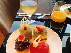 -唐拉雅秀酒店-西锦汇空中BBQ·思创餐厅