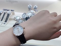 -亨吉利世界名表中心(华润万象城店)