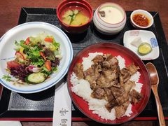 -翔峰炭火鳗鱼(悦泰街里公寓店)