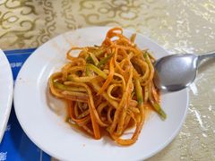 -吾斯曼珍珠抓饭王