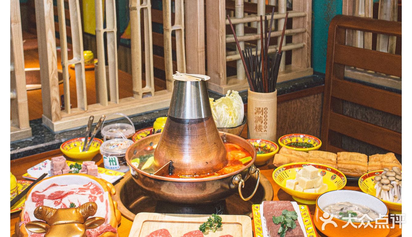 不出广州吃北京铜锅涮肉，一口一片停不下来