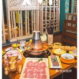 不出广州吃北京铜锅涮肉，一口一片停不下来