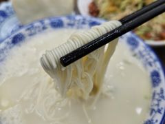 -雪琴面馆富安特色鱼汤面(城中花园店)