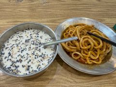-白翔甜食店